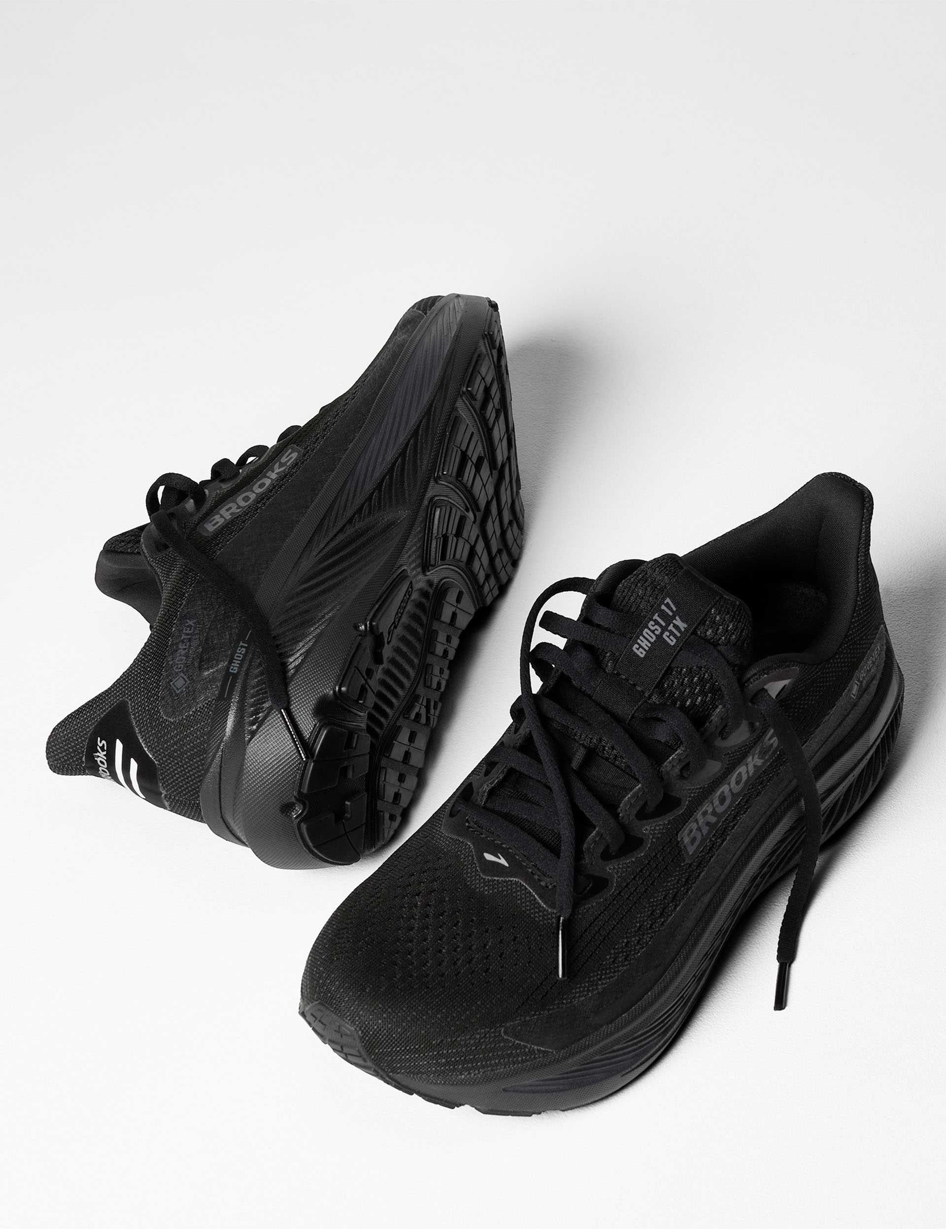 Ghost 17 GTX - Black/Ebony - Image 4