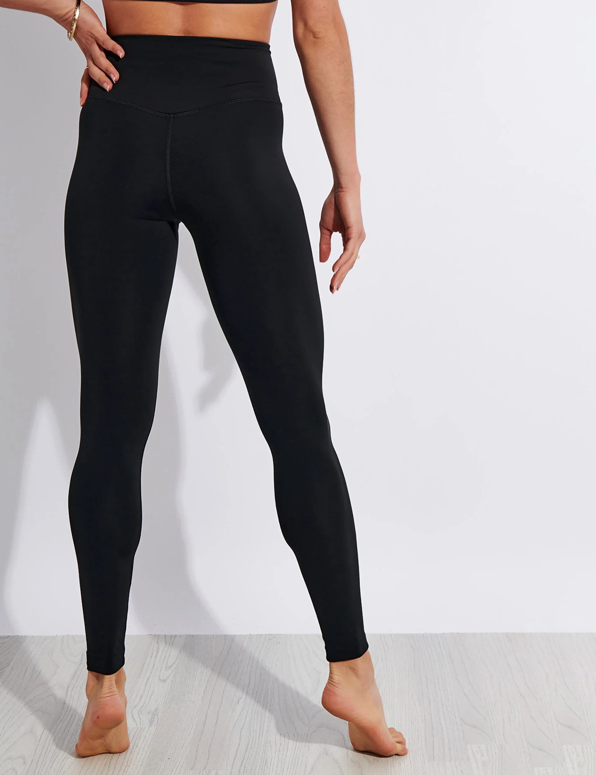 FLOAT High Waisted Legging - Black - Image 3