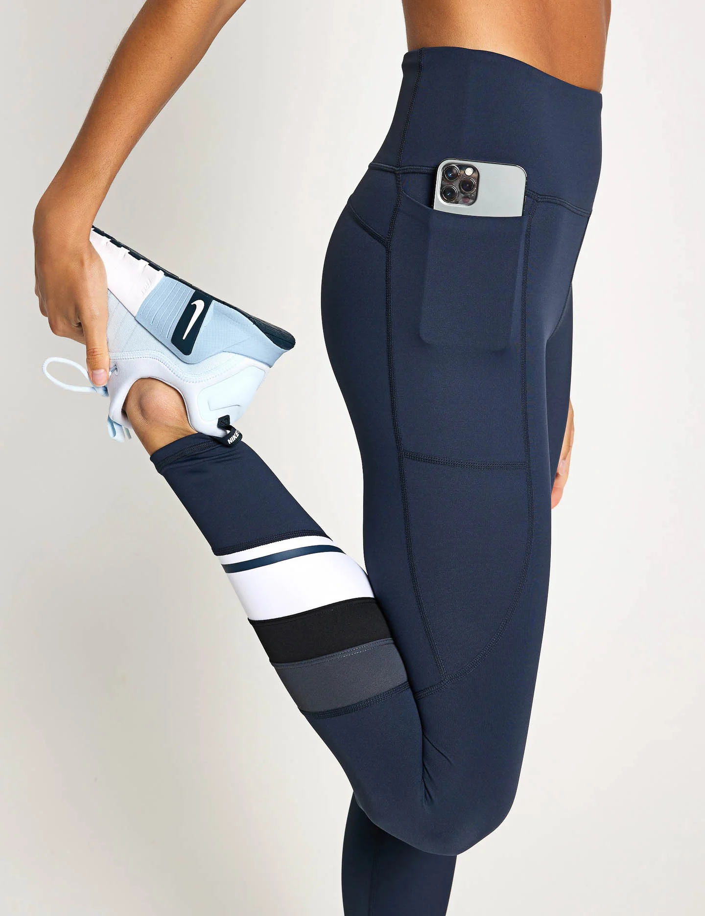 Limitless Legging - Navy Blue - Image 3