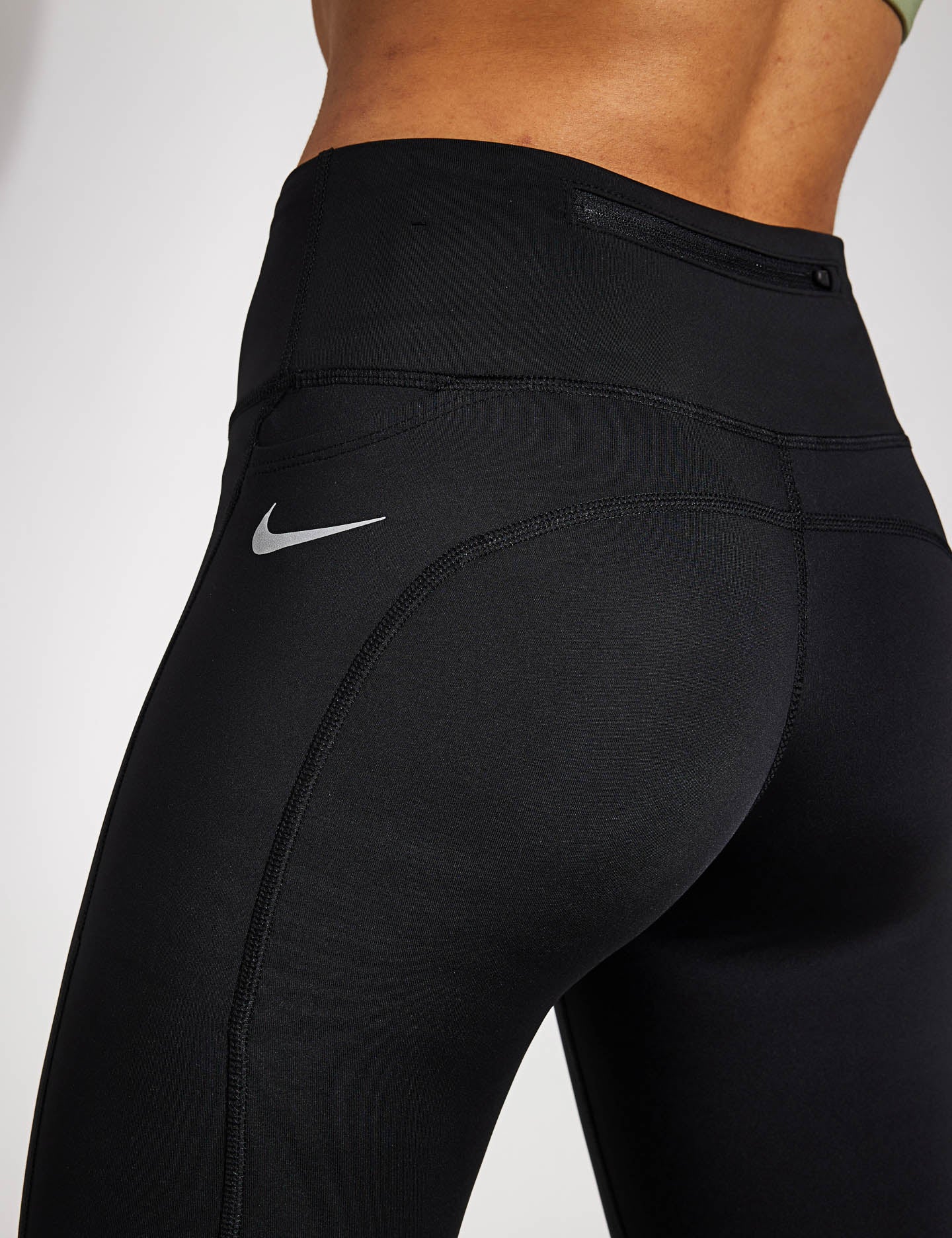 Epic Fast Pocket Running Leggings - Black - Image 3