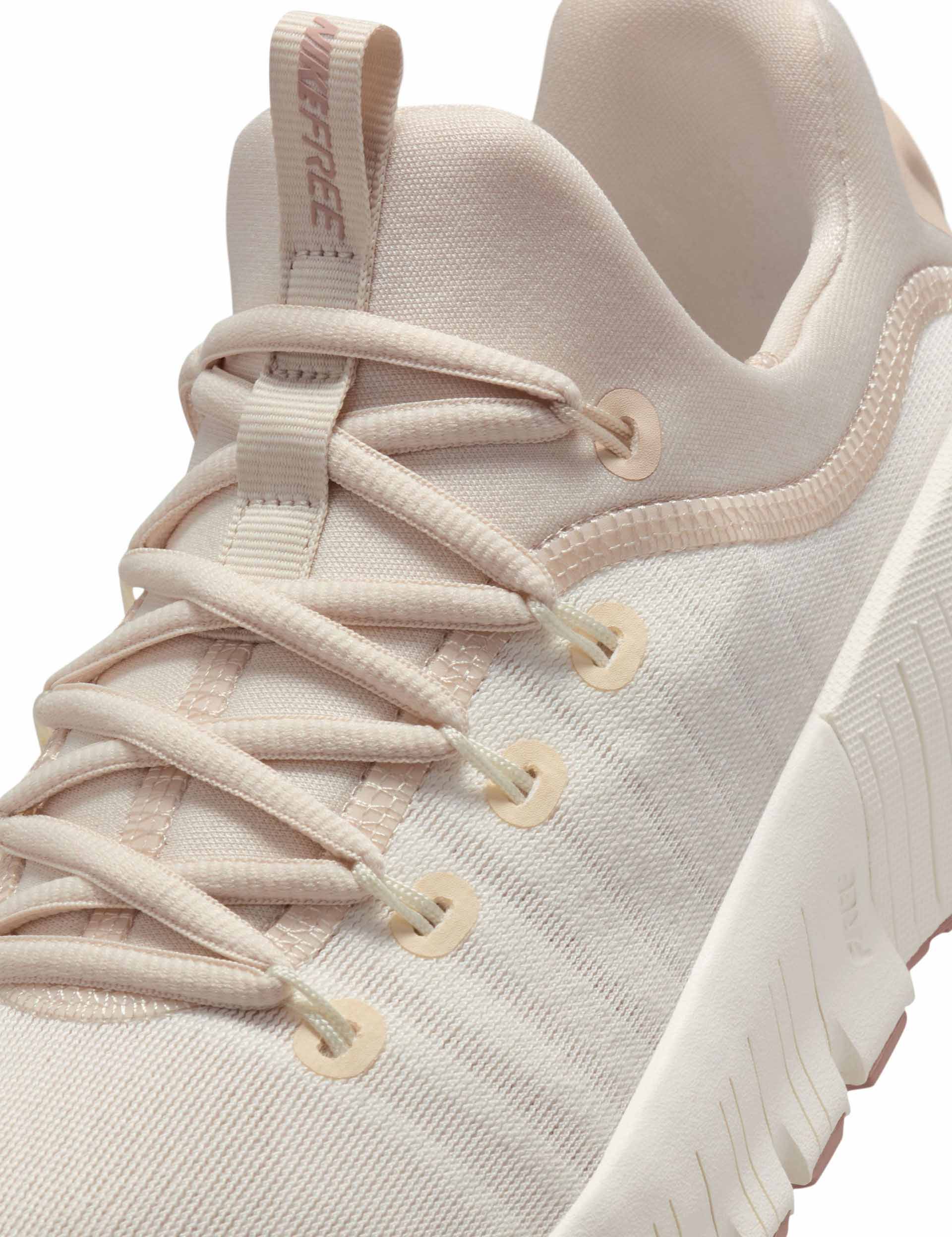Free Metcon 6 Shoes - Soft Pearl/Particle Pink/Pearl White - Image 6