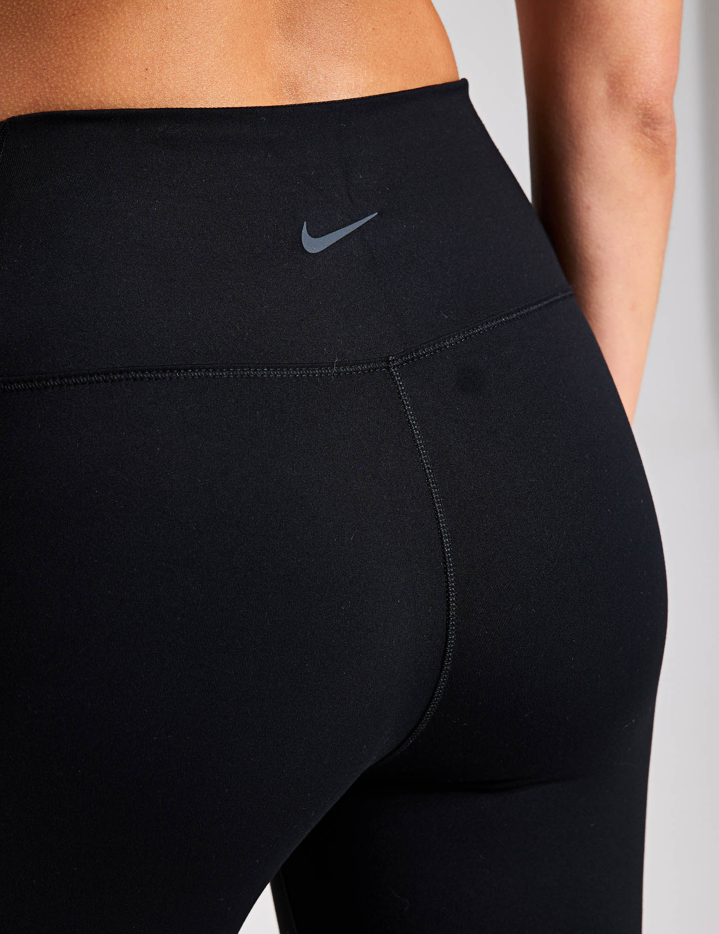 One High Waisted 7/8 Leggings with Pockets - Black - Image 5