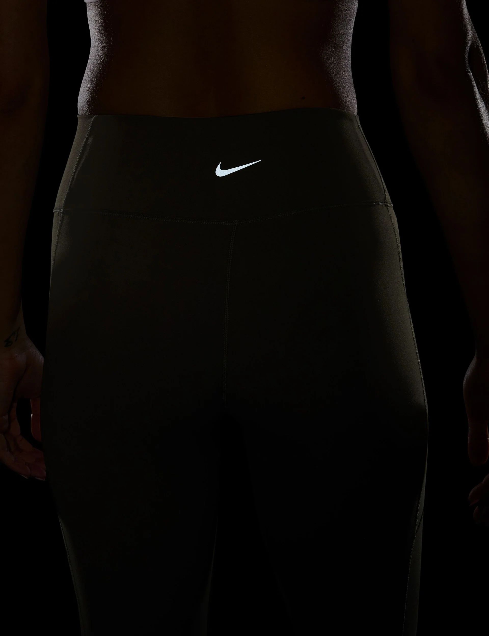 One High Waisted 7/8 Pocket Leggings - Medium Olive - Image 4