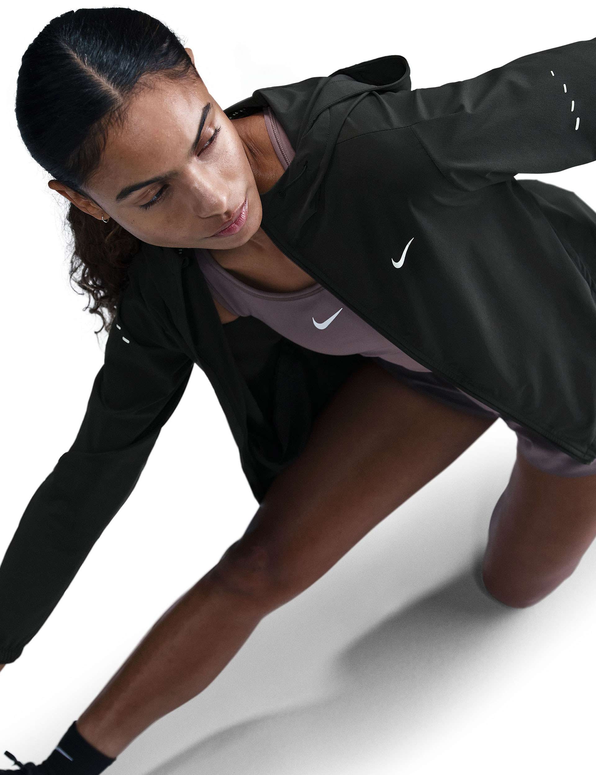 Swift Repel Packable Running Jacket - Black/Reflective Silver - Image 3
