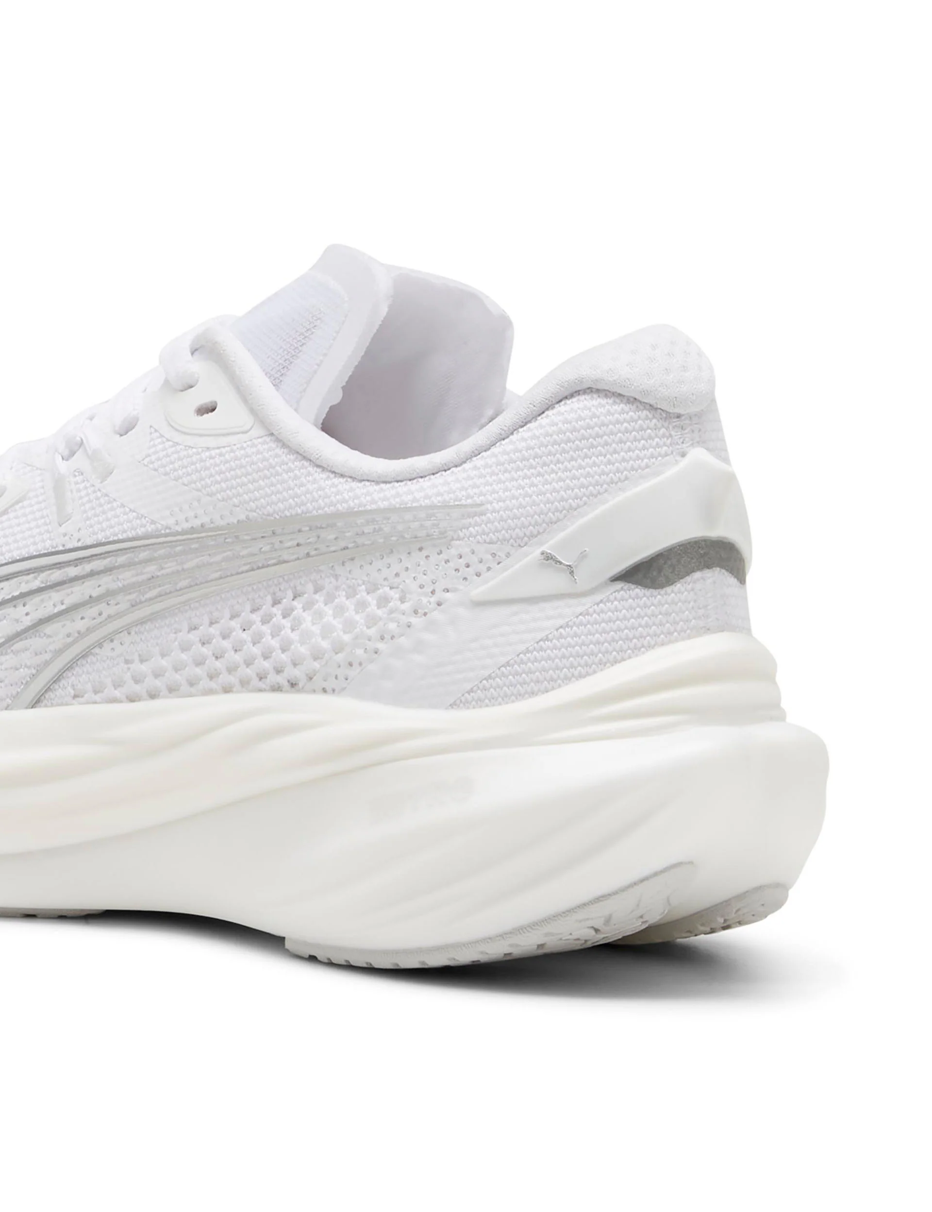 Deviate NITRO 3 Running Shoes - White/Feather Grey/Silver - Image 6