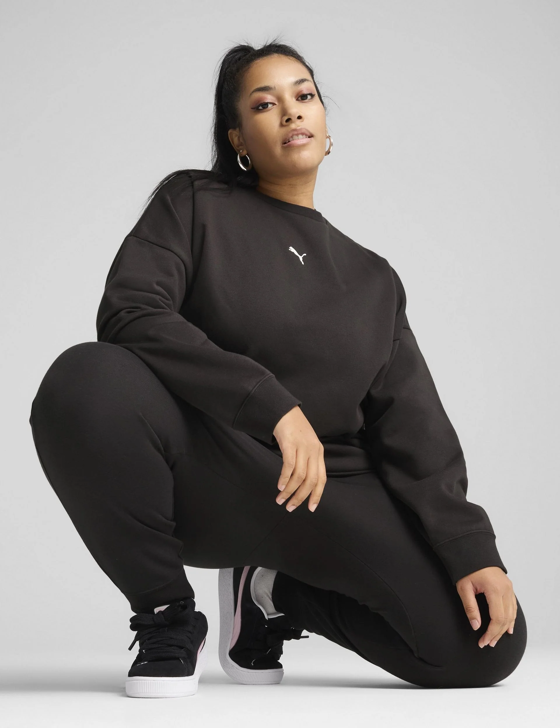 Essentials Oversized Crew - Black - Image 5