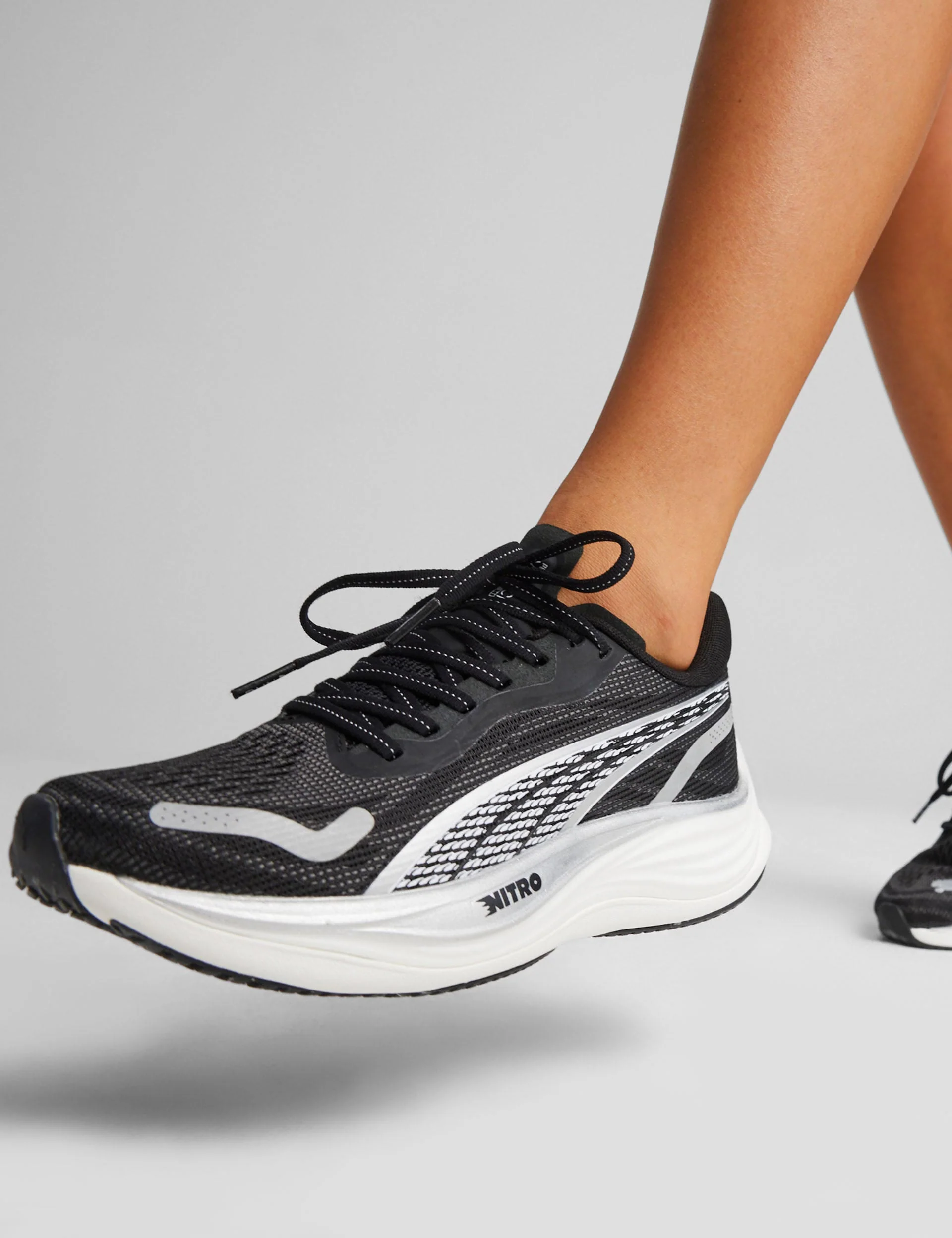 Velocity NITRO 3 Shoes - Black/Silver/White - Image 5