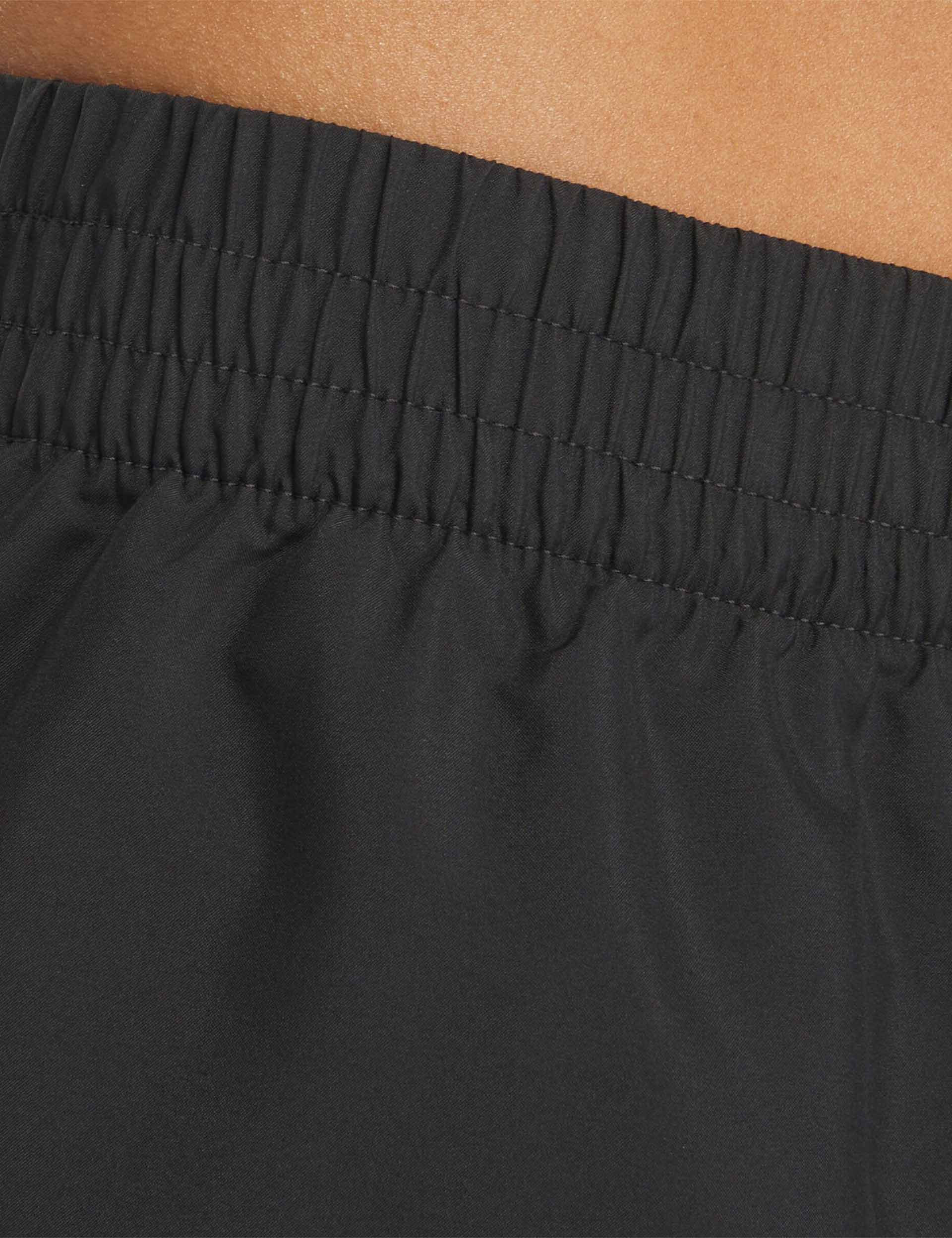 ID Train Woven Shorts 3" - Night Black - Image 4