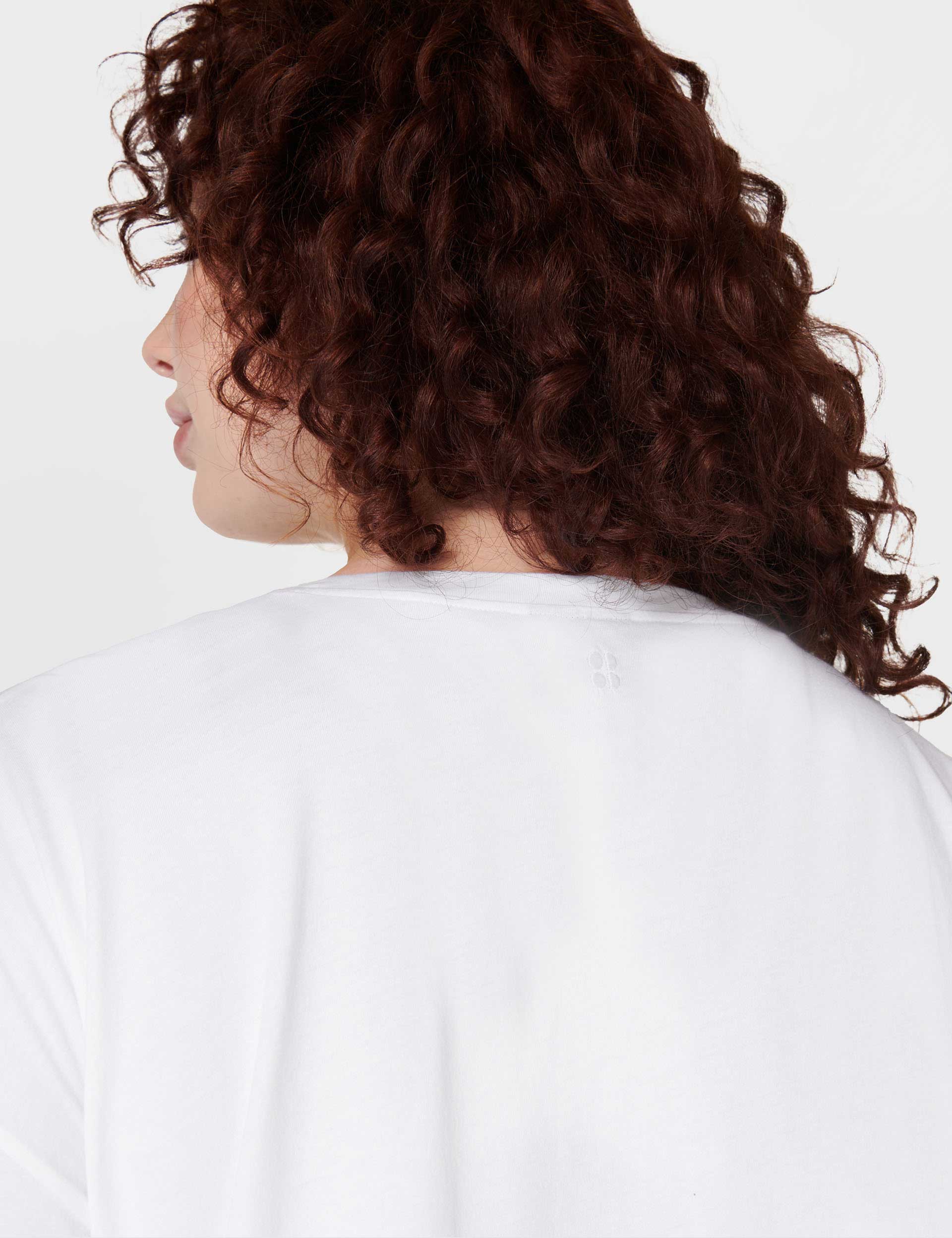 Essential Short Sleeve Crop T-Shirt - White - Image 4