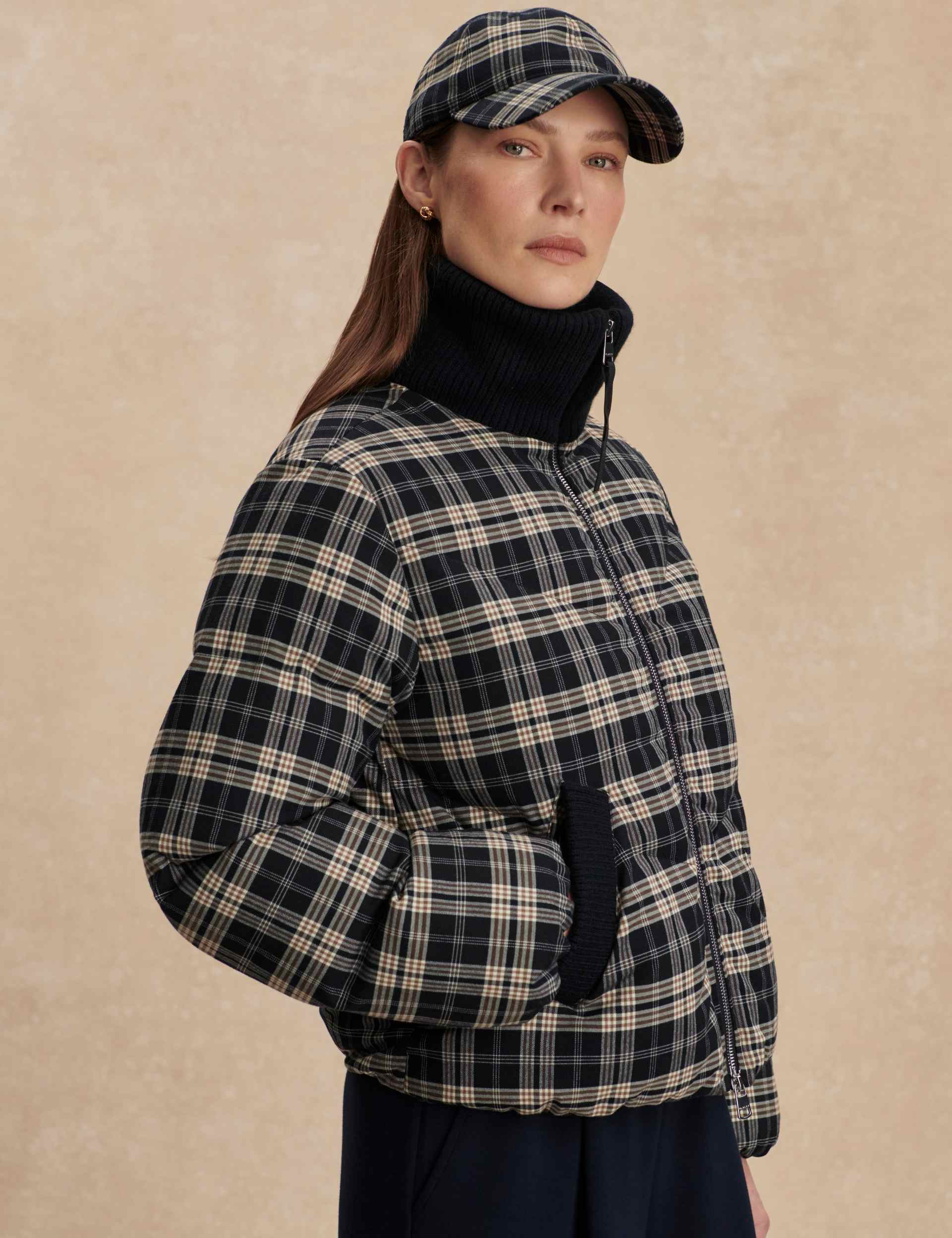 Bryony Short Puffer Jacket - Navy Check - Image 5