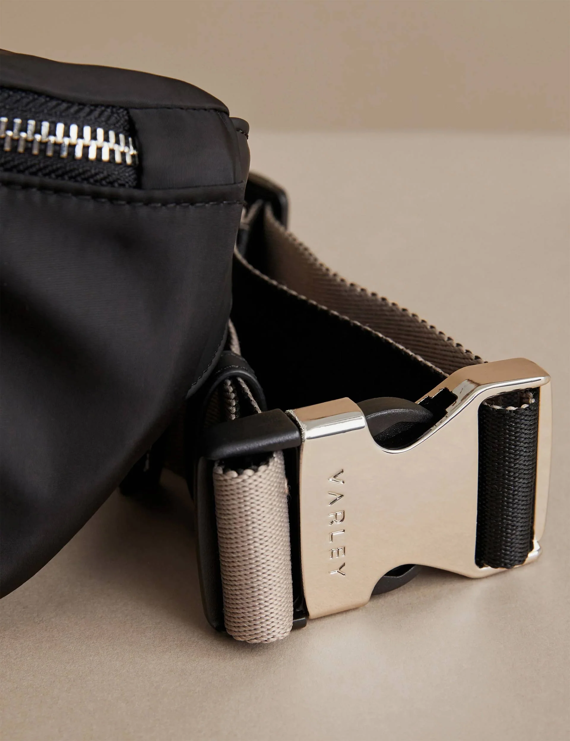 Lasson Belt Bag - Black - Image 5