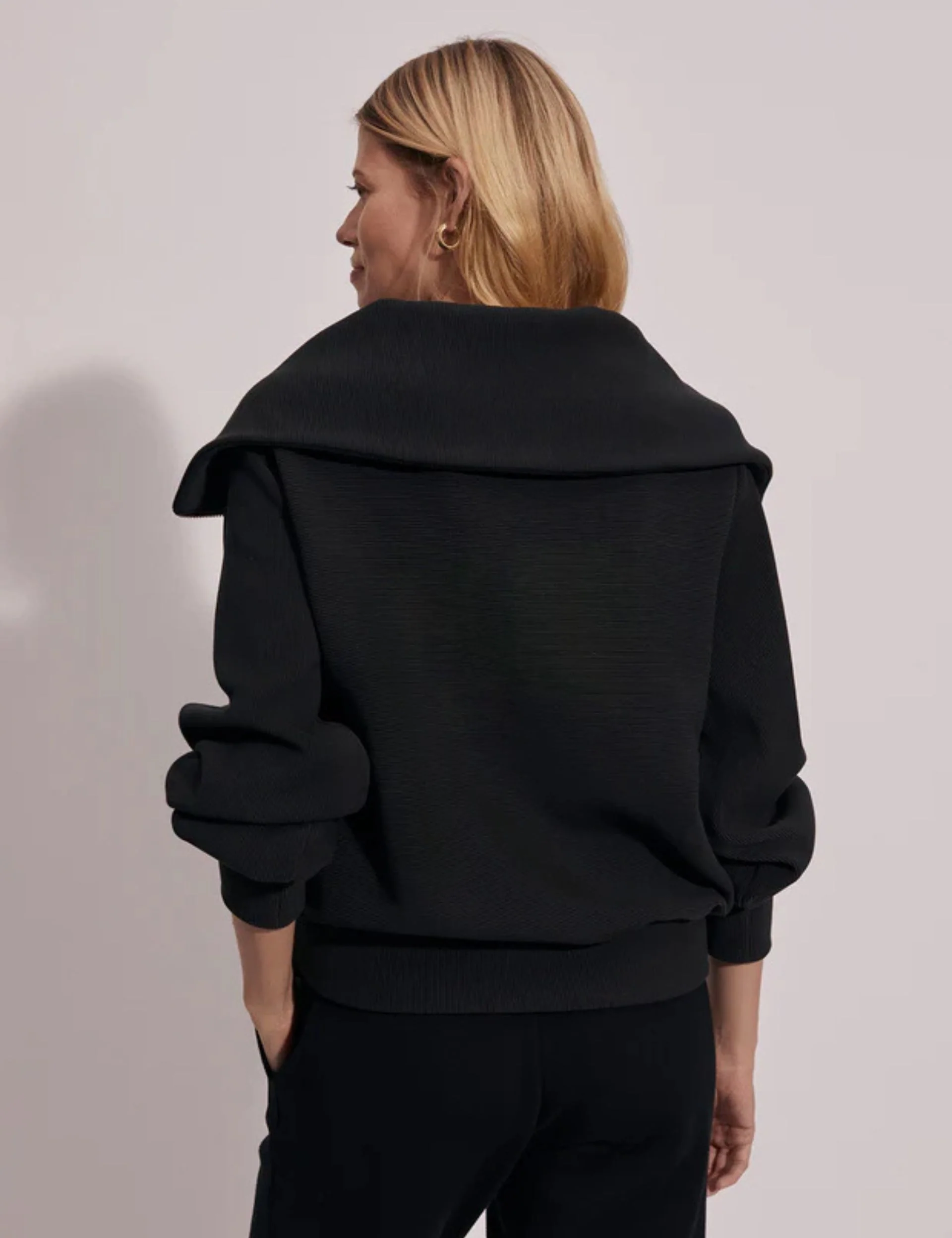 Vine Pullover - Black - Image 4