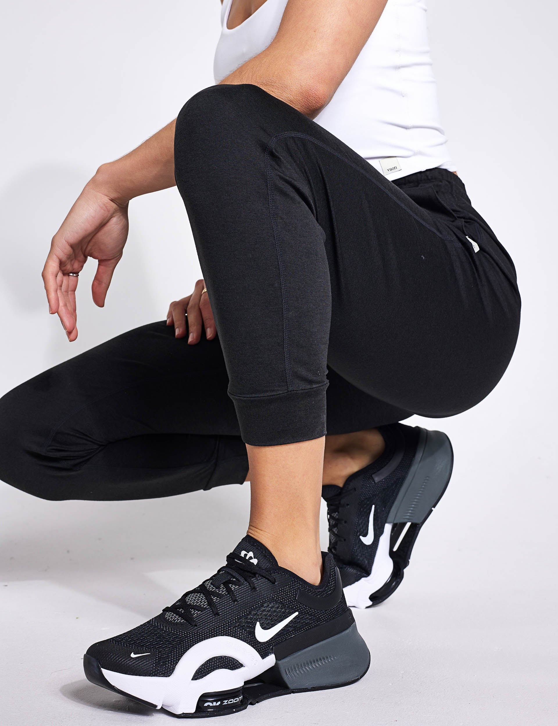 Performance Jogger - Black Heather - Image 3